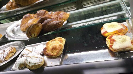 Gulliver Falcone Restaurant